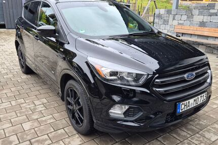 Ford Kuga 164.832 km 15.000 € Arrach 93474