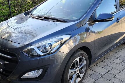 Hyundai i30 119.500 km 9.950 &euro; Bell 56288
