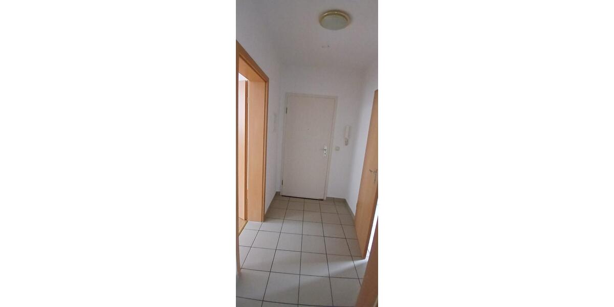 Erdgeschoßwohnung Burg - 1 Zimmer, 38 m&sup2;, 380&euro; | Angebot:26645992