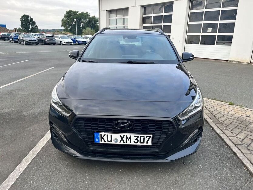 i30
