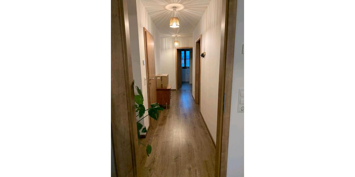 Etagenwohnung Schlehdorf Unterau - 4 Zimmer, 110 m&sup2;, 1.430&euro; | Angebot:26373950
