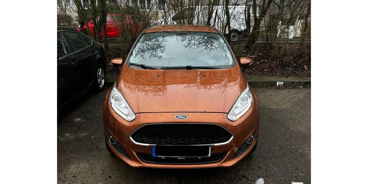 Ford Fiesta 69.861 km 8.400 &euro; Berlin 12679