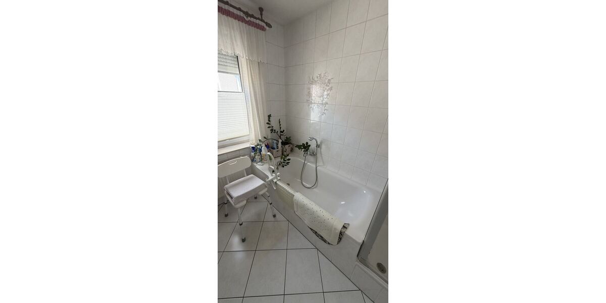 Zuhause mit Wohlfühlcharakter – Gepflegte Doppelhaushälfte mit Garage und Garten - Doppelhaushälfte Geringswalde | Angebot:27193826