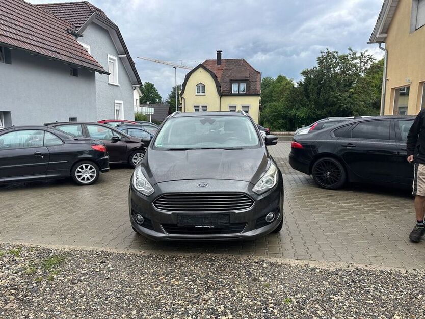 S-Max