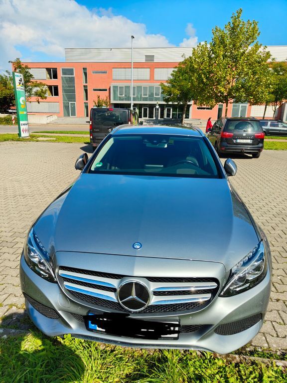 Mercedes-Benz C 220 175.000 km 14.500 € Ummendorf 88444