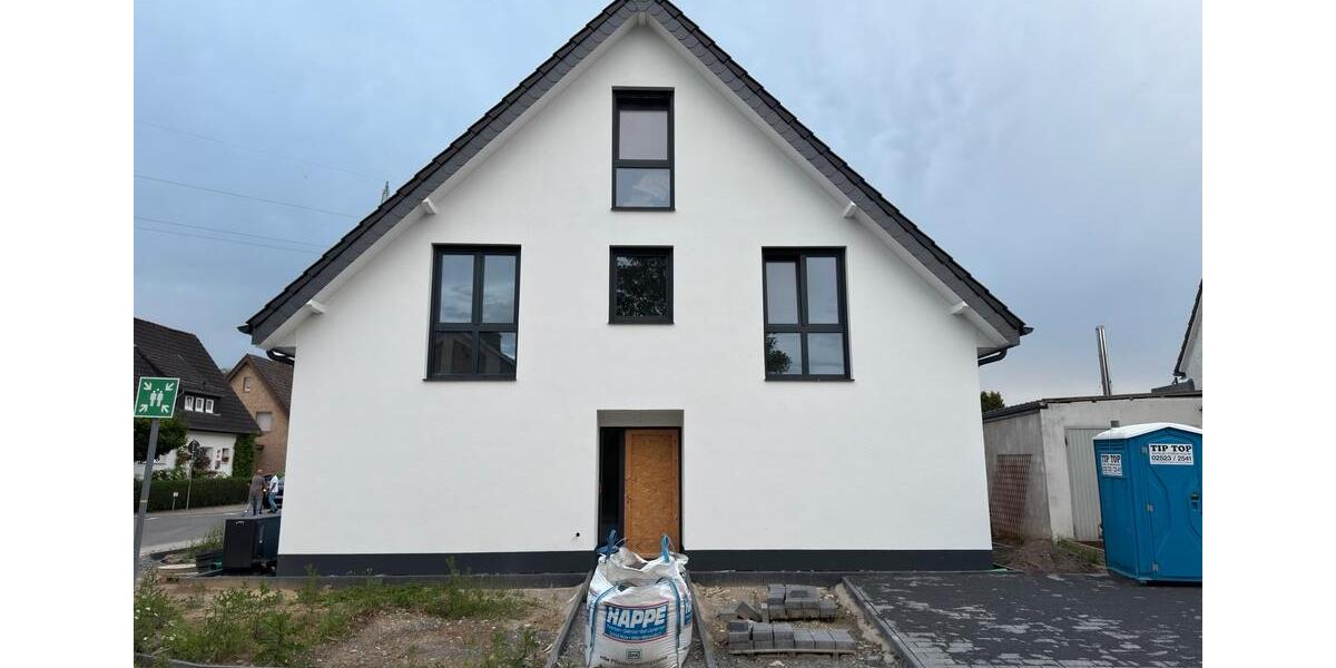 Doppelhaushälfte Salzkotten - 6 Zimmer, 138 m&sup2;, 469.999&euro; | Angebot:27003876