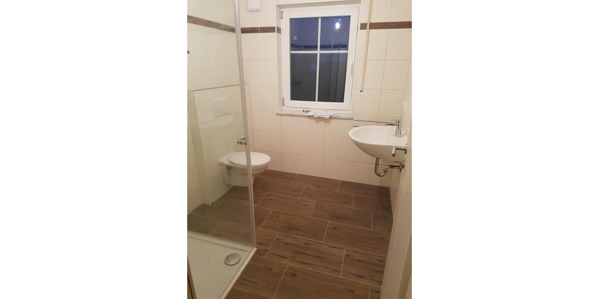 Dreifamilienhaus: Rechtes Haus mit je 125m² Wohnfläche und Garten 6 zimmer