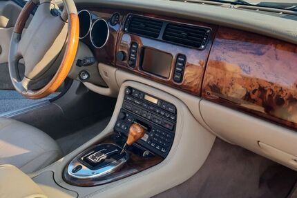 Jaguar XK8 190.000 km 14.900 &euro; Leipzig 04155