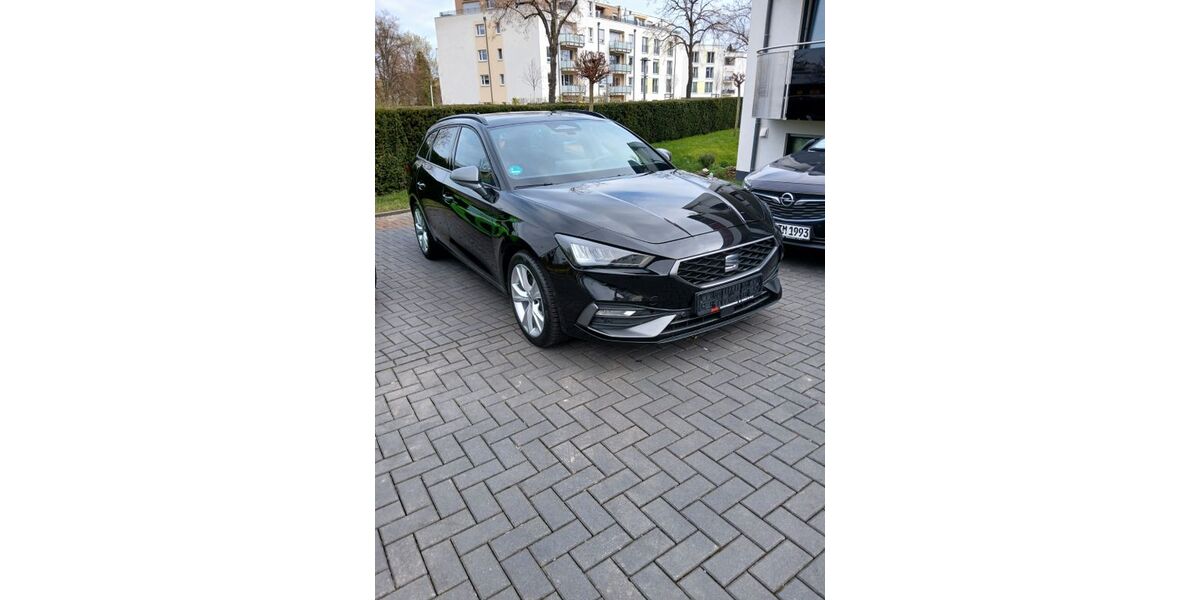 Seat Leon 2.730 km 22.999 &euro; Eitorf 53783