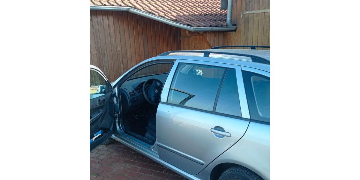 Skoda Fabia 375.000 km 895 &euro; Rentweinsdorf 96184