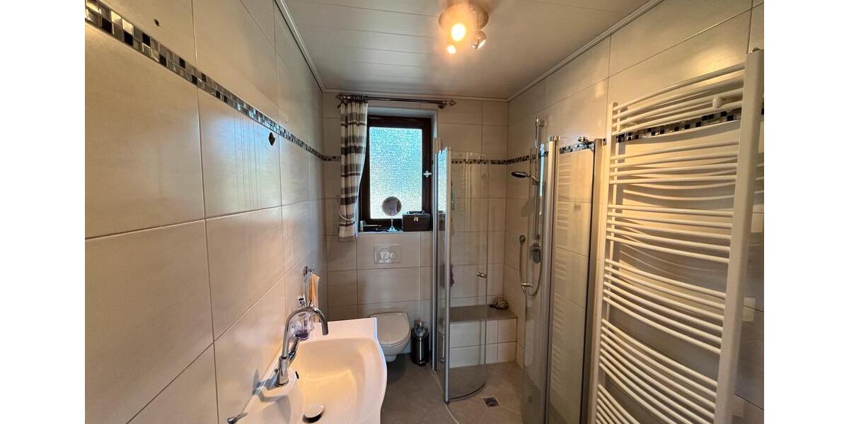 Einfamilienhaus Bremerhaven Leherheide - 7 Zimmer, 150 m&sup2;, 259.000&euro; | Angebot:27413912