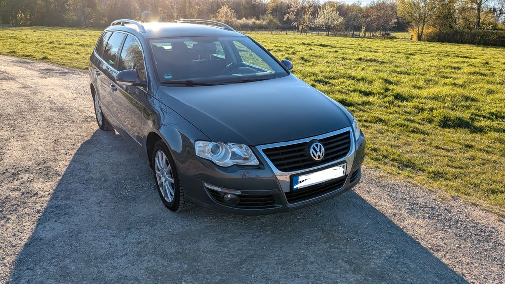 VW Passat Variant 147.000 km 5.000 &euro; Kämpfelbach 75236
