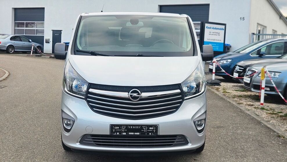 Opel Vivaro 191.500 km 13.999 € Notzingen 73274
