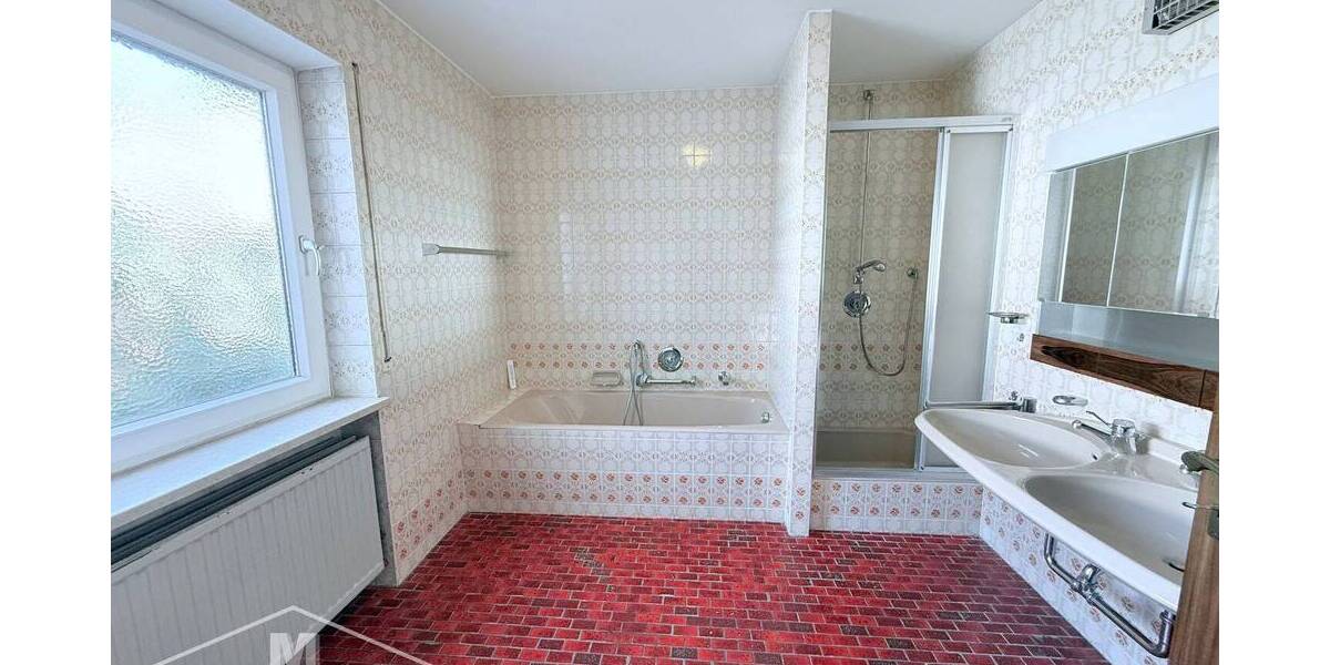 Einfamilienhaus Greding - 6 Zimmer, 124 m&sup2;, 370.000&euro; | Angebot:26037615