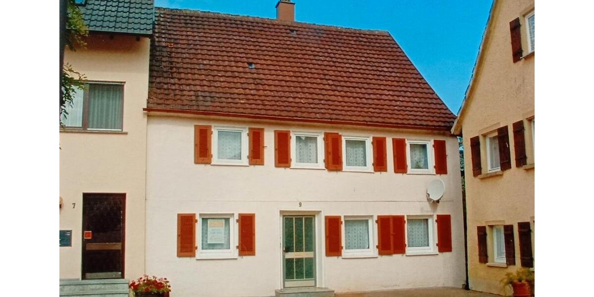 Doppelhaushälfte Schechingen - 7 Zimmer, 140 m&sup2;, 178.000&euro; | Angebot:26991627