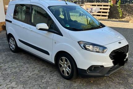 Ford Transit Courier 35.990 km 11.300 &euro; Welterod 56357