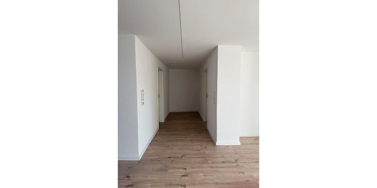 Dachgeschoßwohnung Treuchtlingen - 3 Zimmer, 70 m&sup2;, 700&euro; | Angebot:25271570