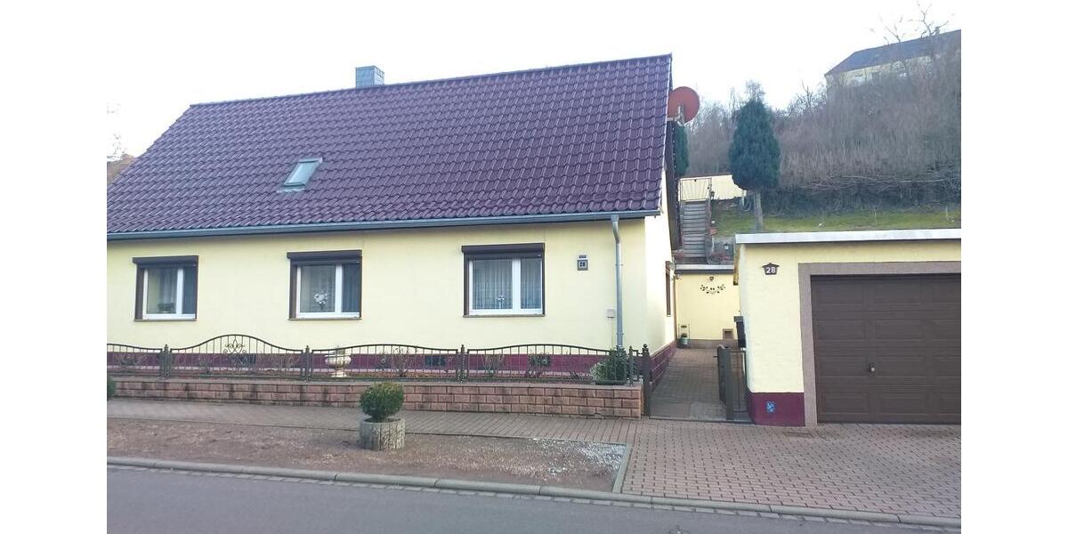 Einfamilienhaus Querfurt - 4 Zimmer, 98 m&sup2;, 117.000&euro; | Angebot:27131237