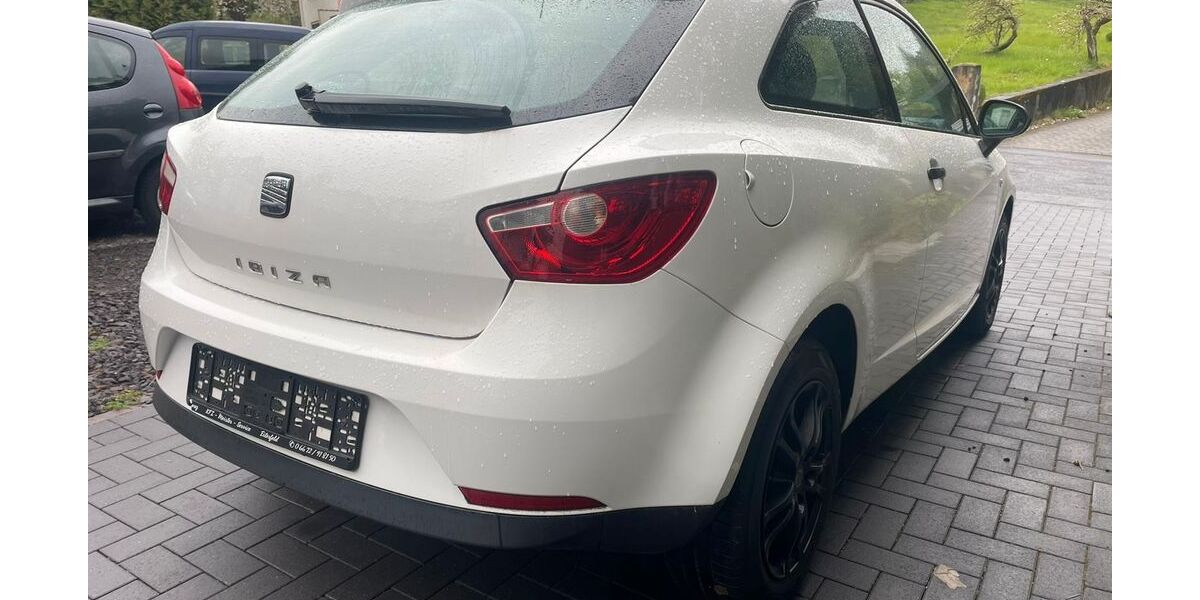 Seat Ibiza 140.000 km 3.300 &euro; Remagen 53424