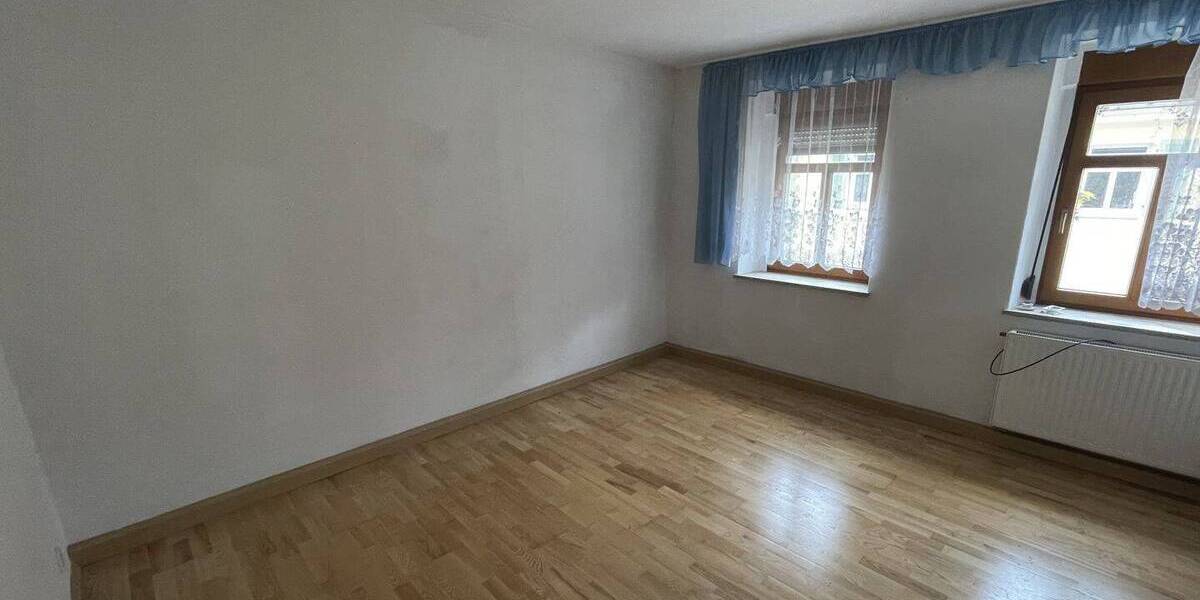 Reihenmittelhaus Kamenz - 4 Zimmer, 135 m&sup2;, 135.000&euro; | Angebot:26630859
