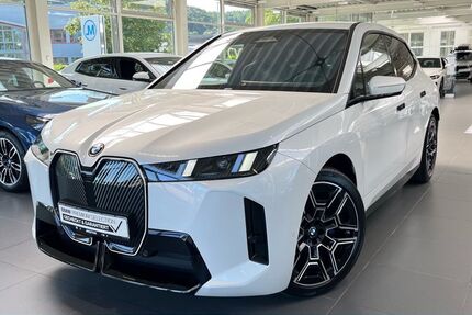 BMW iX 24.712 km 66.390 &euro; Tübingen 72072