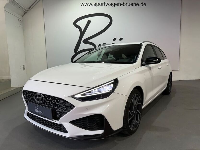 i30