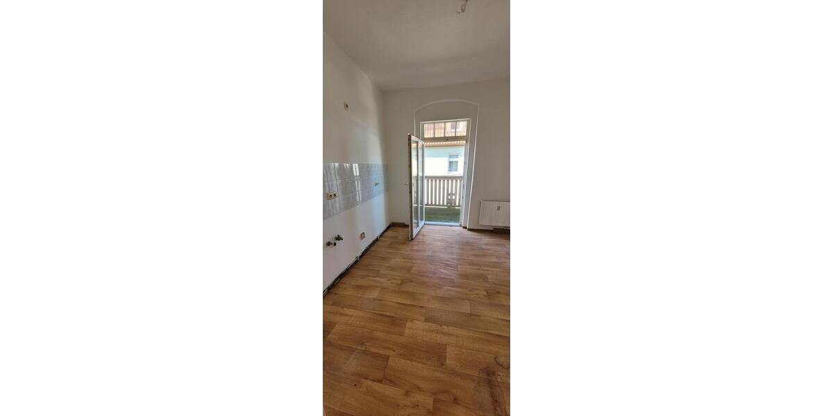 Etagenwohnung Löbau - 2 Zimmer, 55 m&sup2;, 330&euro; | Angebot:25432937