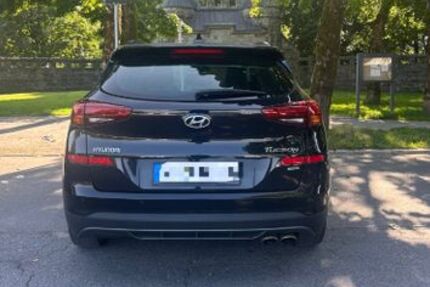 Hyundai TUCSON 120.000 km 19.300 &euro; Remscheid 42857