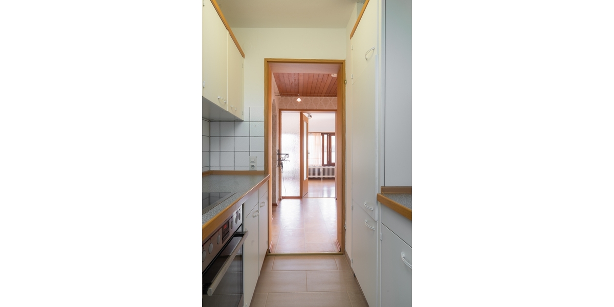 DG mit Sonnenbalkon & eigener PV – Haus komplett erneuert - Etagenwohnung Schorndorf | Angebot:27427264