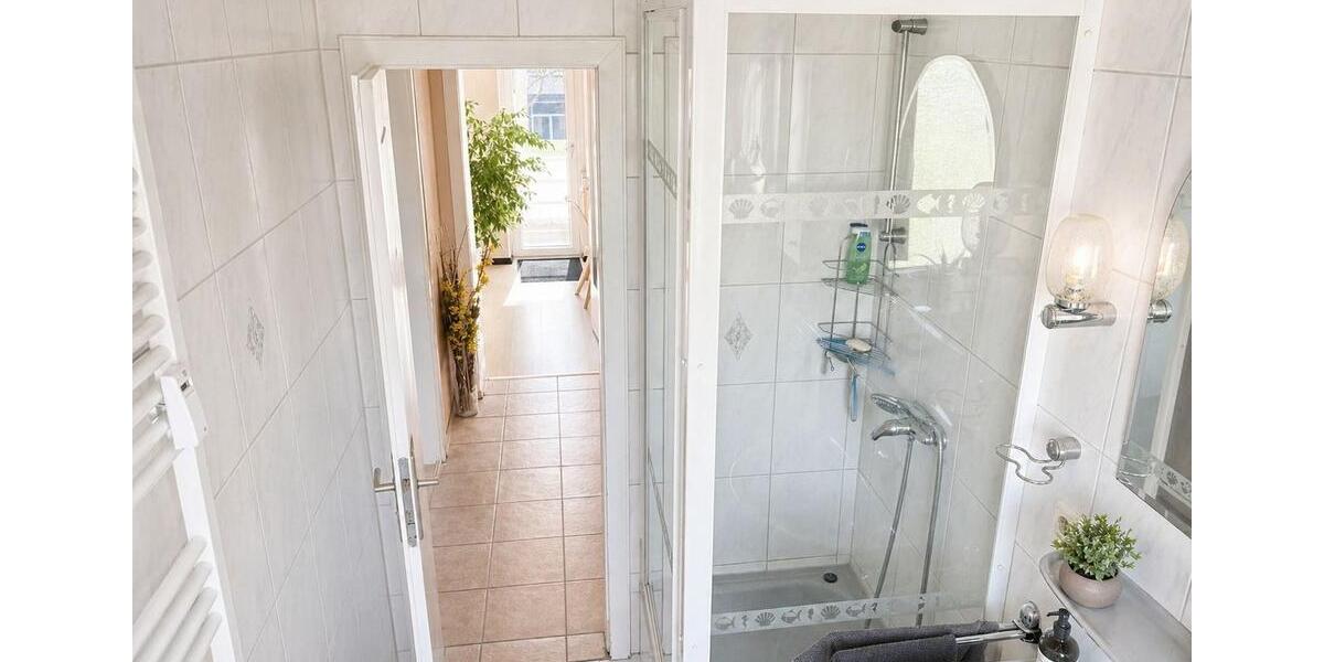 Etagenwohnung Varel - 3 Zimmer, 64 m&sup2;, 130.000&euro; | Angebot:27168813