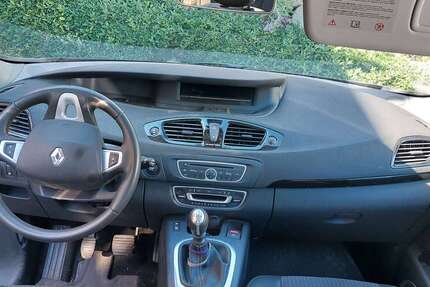 Renault Scenic 43.000 km 7.500 &euro; Dippoldiswalde, Stadt 01744
