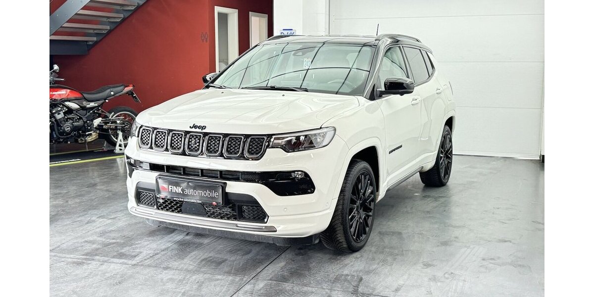 Jeep Compass S Plug-IN Hybrid 4WD 1.Hand Anhängerkplg 61.880 km 24.820 &euro; Lich 35423