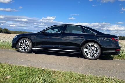 Audi A8 2.500 km 73.800 € Minden 32423