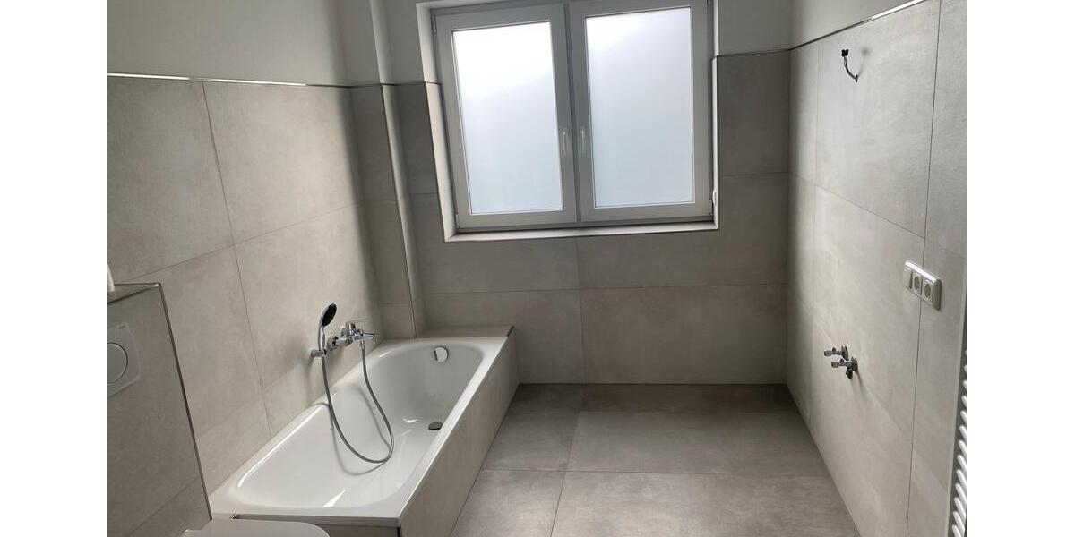 Erdgeschoßwohnung Wilhelmshaven Altengroden - 3 Zimmer, 91 m&sup2;, 1.300&euro; | Angebot:26049257