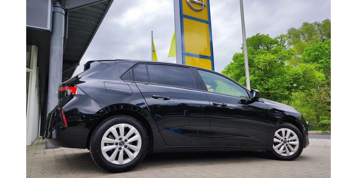 Opel Astra 14.680 km 22.450 &euro; Zossen 15806