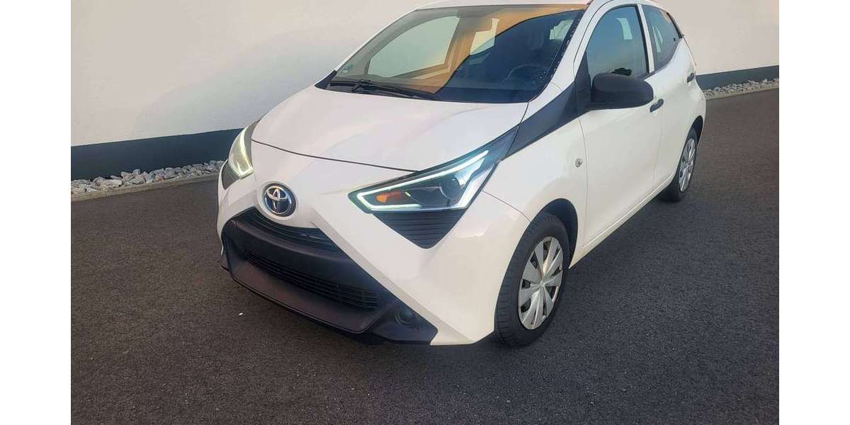 Toyota Aygo 72.000 km 7.990 &euro; Bad Marienberg (Westerwald), Stadt 56470
