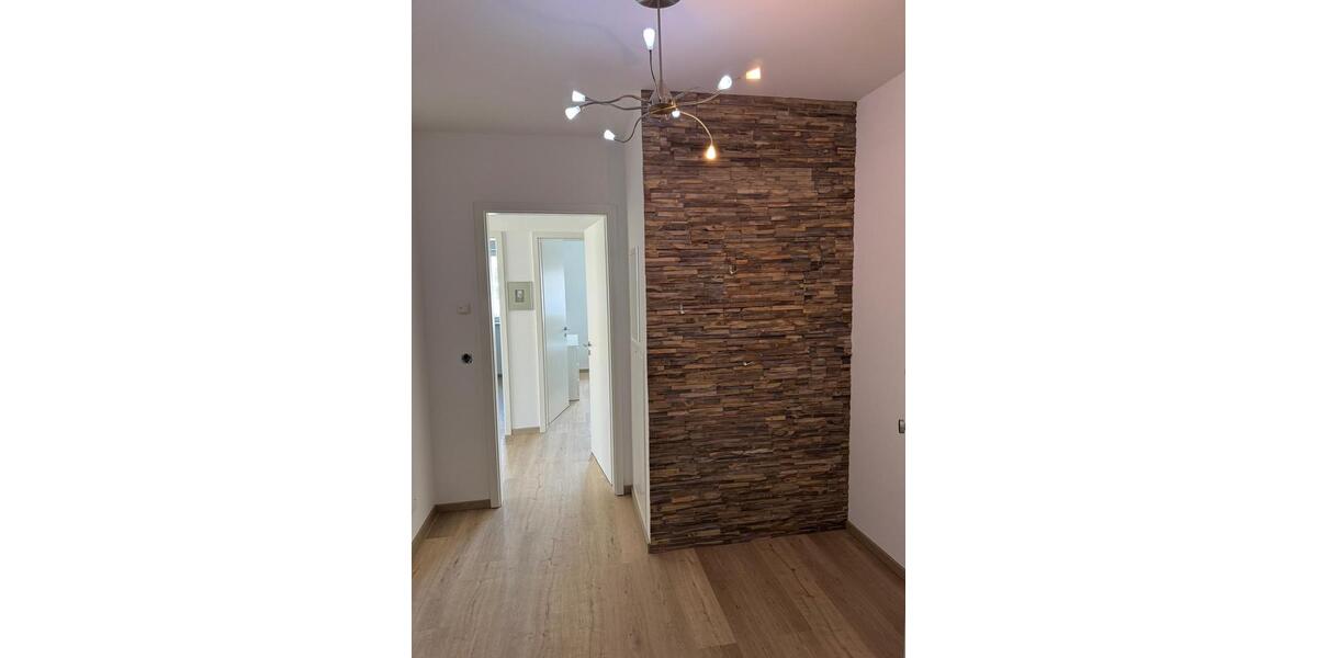 Etagenwohnung Furth im Wald - 3 Zimmer, 76 m&sup2;, 700&euro; | Angebot:25420770