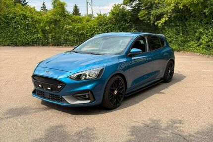 Ford Focus 81.000 km 21.999 &euro; Plüderhausen 73655
