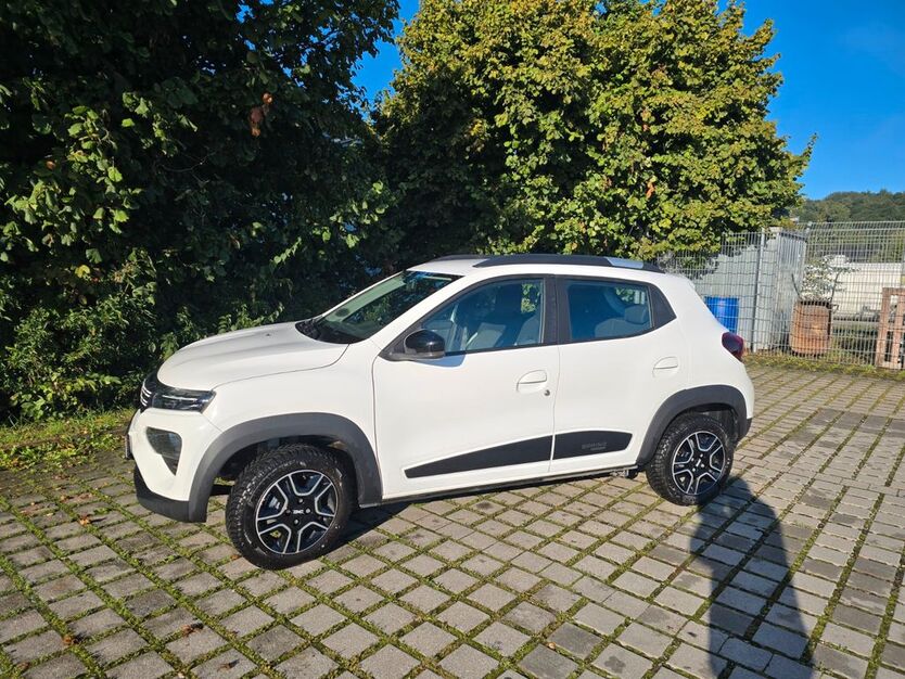 Dacia Spring 25.000 km 12.800 € Kirchham 94148