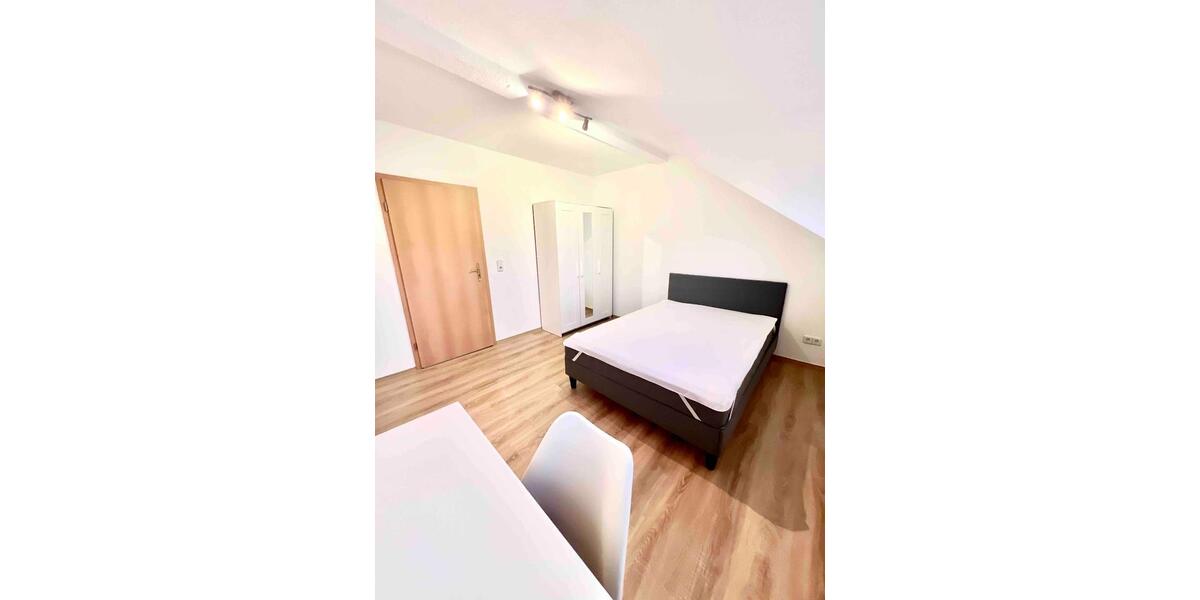 Einfamilienhaus Leipzig Altwest - 5 Zimmer, 125 m&sup2;, 1.600&euro; | Angebot:25282159