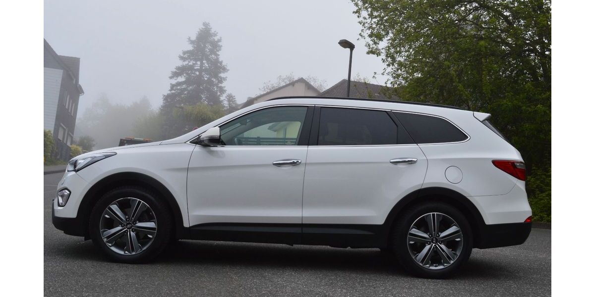 Hyundai Grand Santa Fe 90.000 km 19.999 &euro; Wuppertal 42279