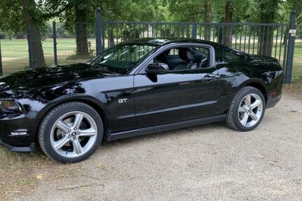 Ford Mustang 113.000 km 19.500 &euro; Kaarst 41564