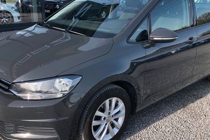 VW Touran 132.000 km 20.950 &euro; Öhringen 74613