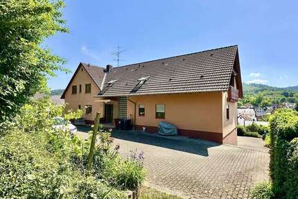 Haus Herbolzheim - 14 Zimmer, 319 m&sup2;, 658.000&euro; | Angebot:26261233