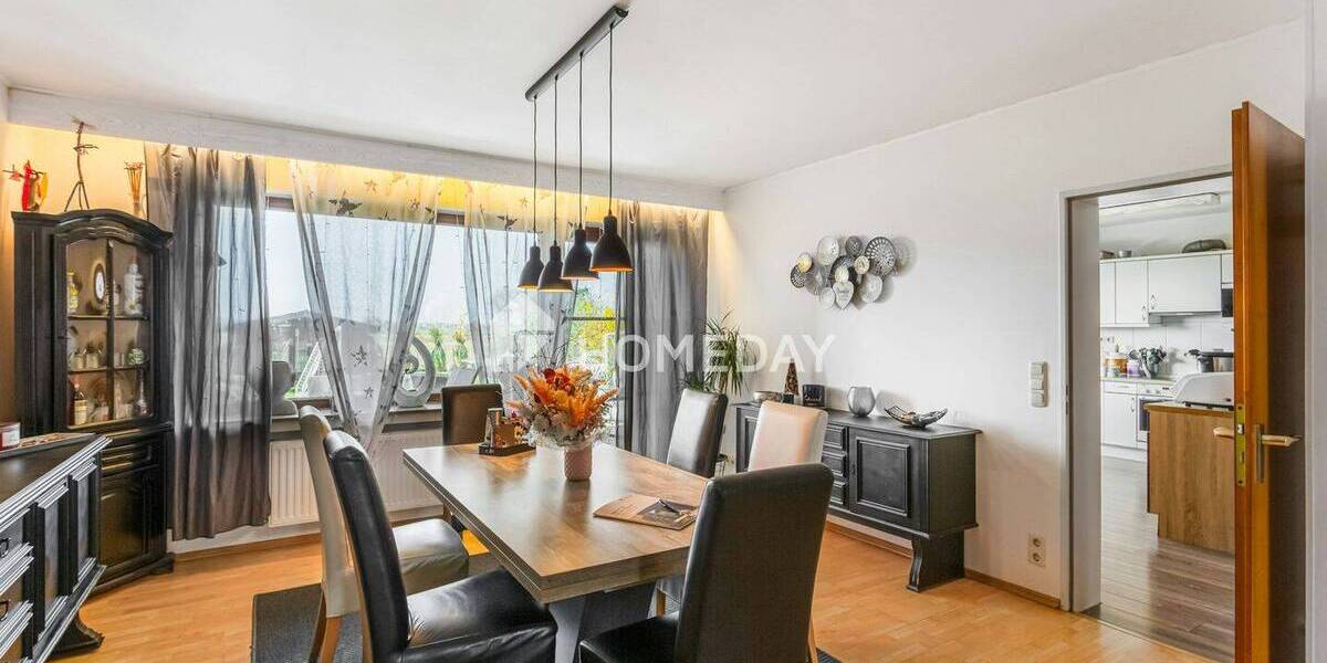Doppelhaushälfte Niederzier - 7 Zimmer, 209 m&sup2;, 467.000&euro; | Angebot:25910644