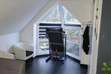 Wohnung Delmenhorst - 3 Zimmer, 110 m&sup2;, 1.000&euro; | Angebot:25944699