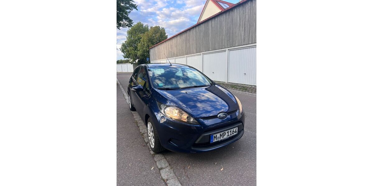 Ford Fiesta 222.000 km 2.100 &euro; Karlsfeld 85757