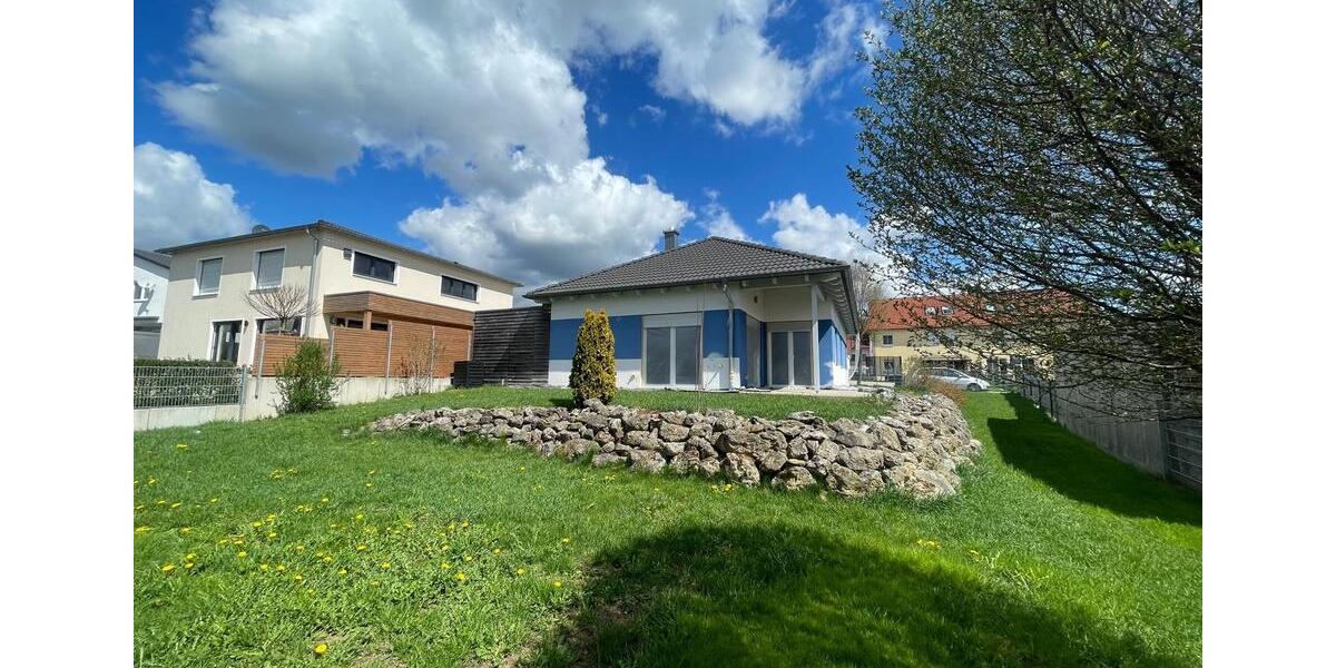 Bungalow Beratzhausen - 3.5 Zimmer, 96 m&sup2;, 1.400&euro; | Angebot:26312675