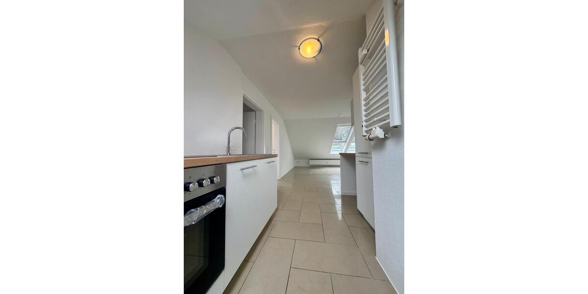 Dachgeschoßwohnung Langenau - 4 Zimmer, 84 m&sup2;, 1.210&euro; | Angebot:26267521