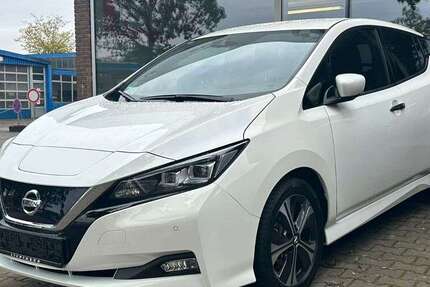 Nissan Leaf 25.000 km 16.990 € Oldenburg 26125